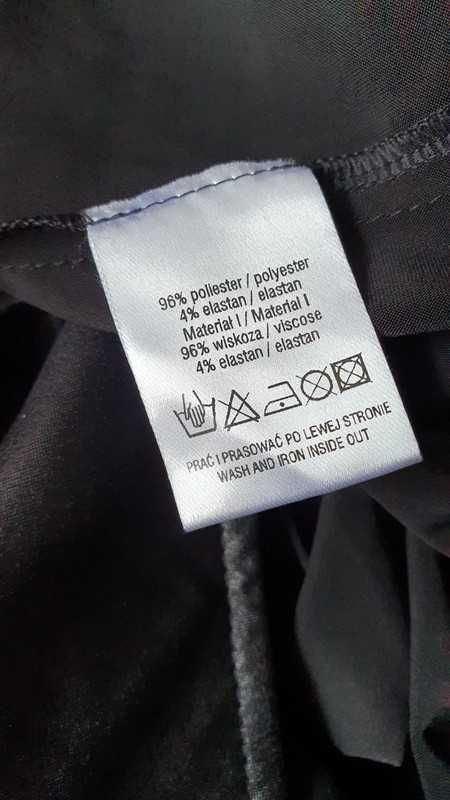 Spódnica spódniczka czarna woskowana krótka falbany Lidia Kalita