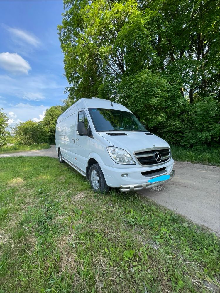 Mercedes Sprinter 319