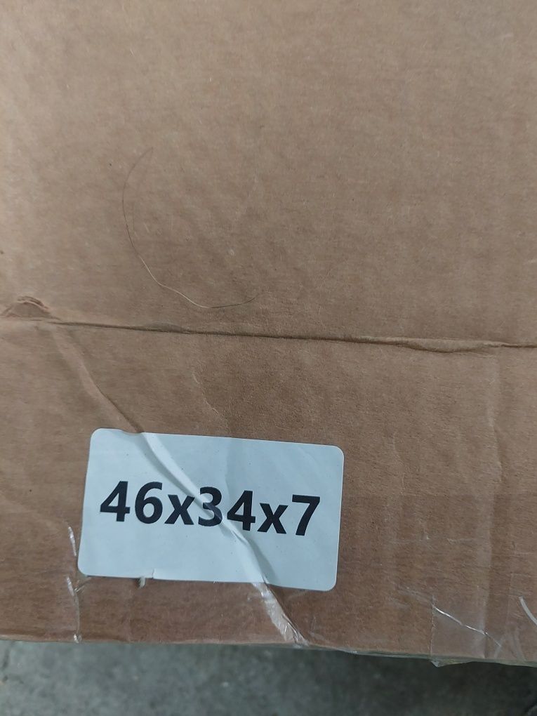 18szt karton 46x34x7 nowy