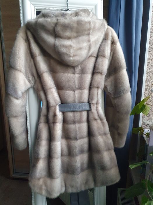 Норковая шубка Manakas из серенькой плюшевой норки, размер XS-S