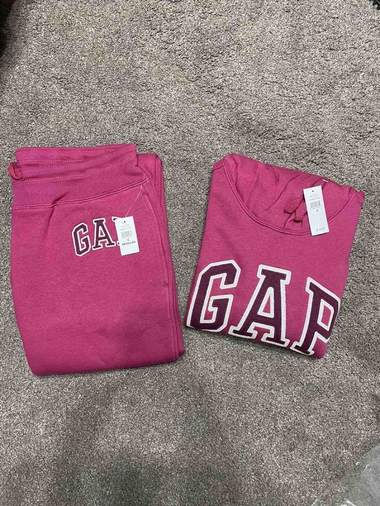 Спортивний костюм gap