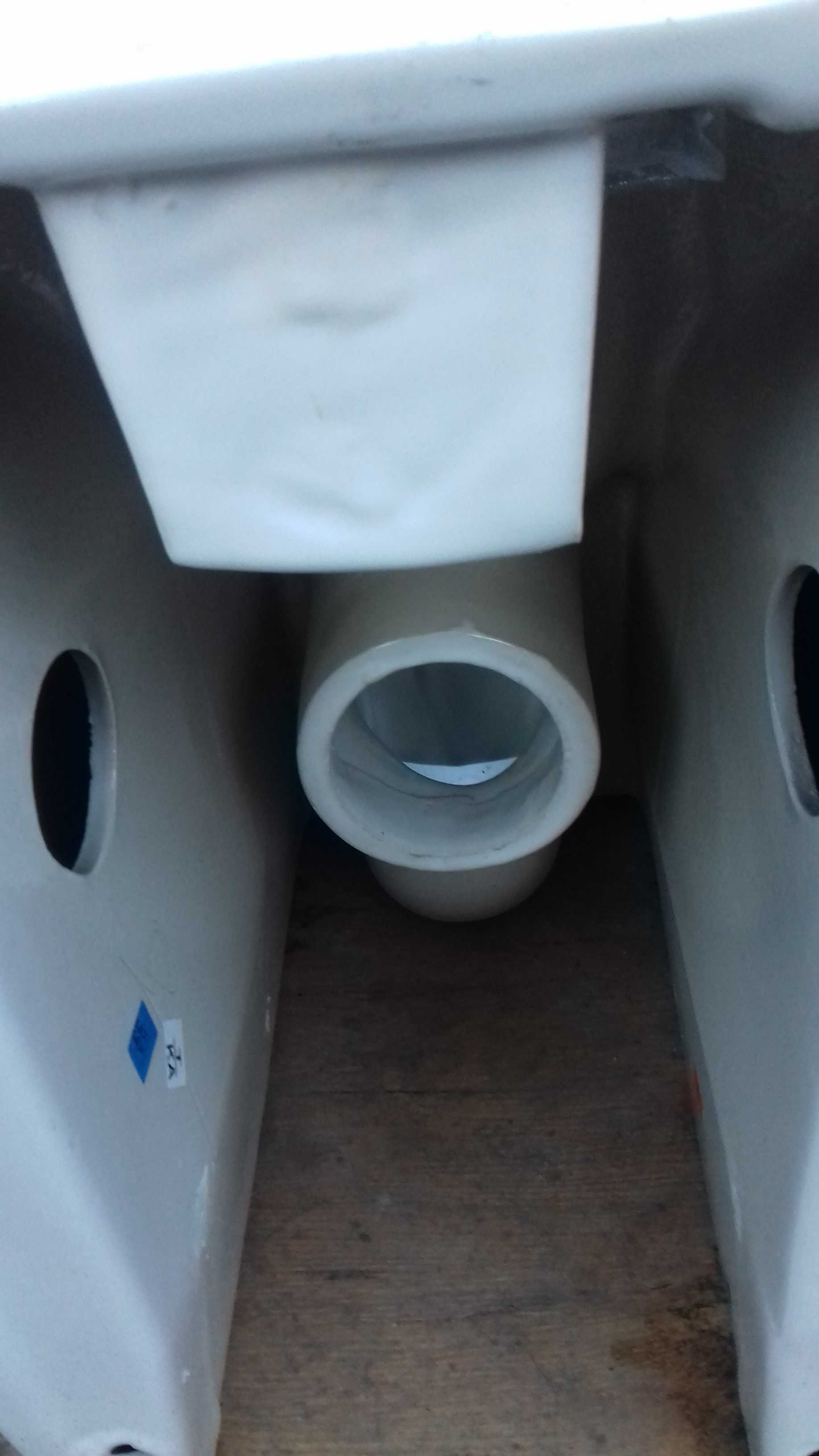bidet nowy nieużywany