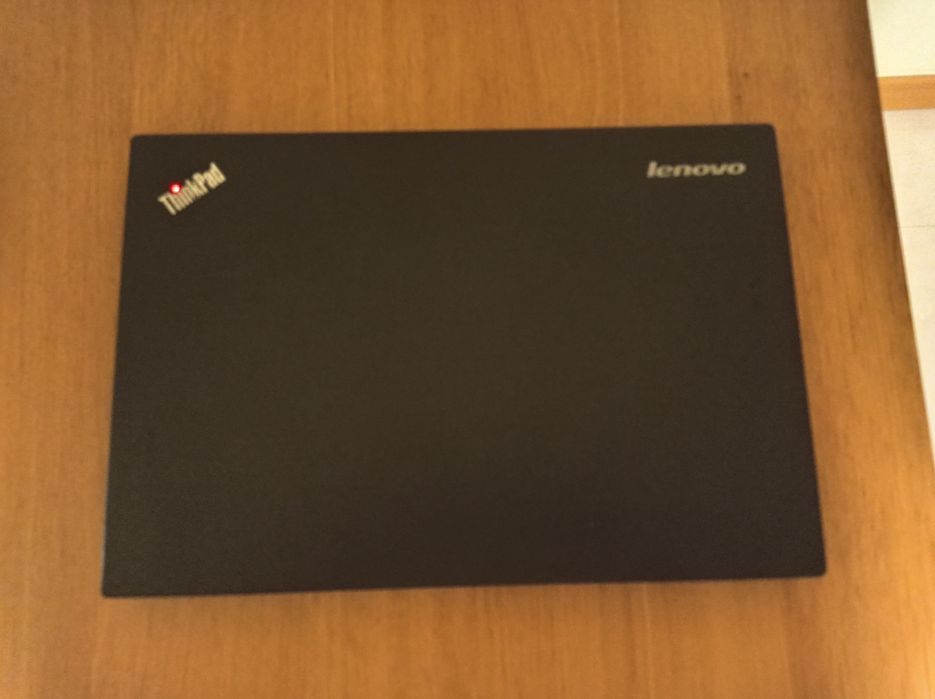 Portátil Lenovo 440