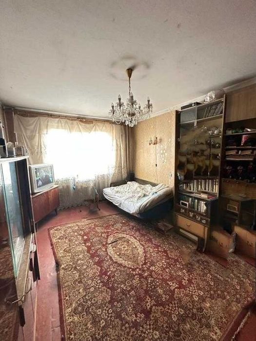 Продам 4-х комнатную центр Клочковская г. Харьков