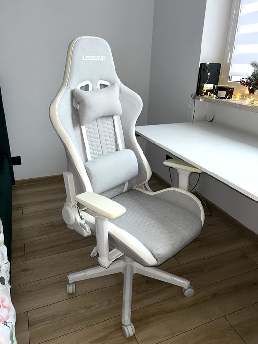 Krzesło biurowe / gamingowe szaro-białe NIBE