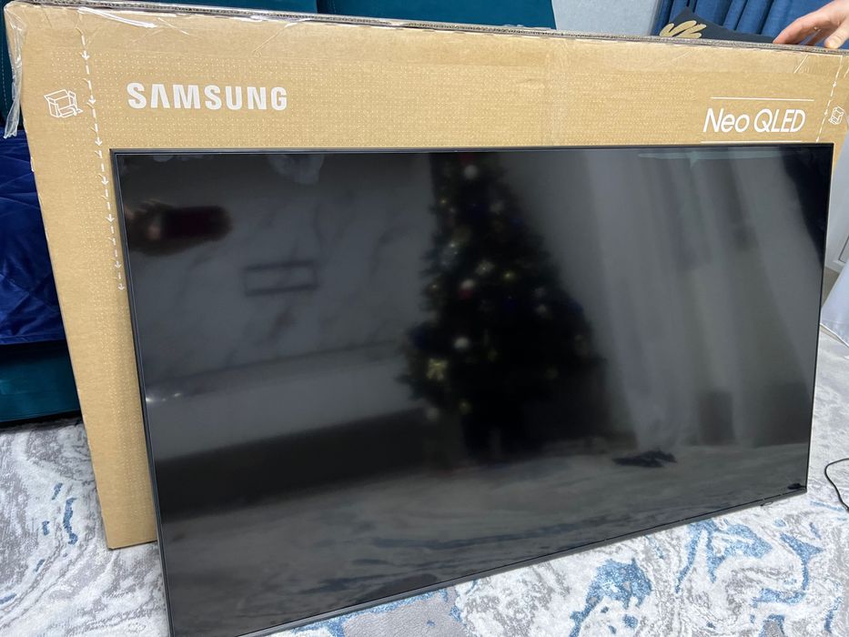 Телевізор самсунг QN70 на запчастини