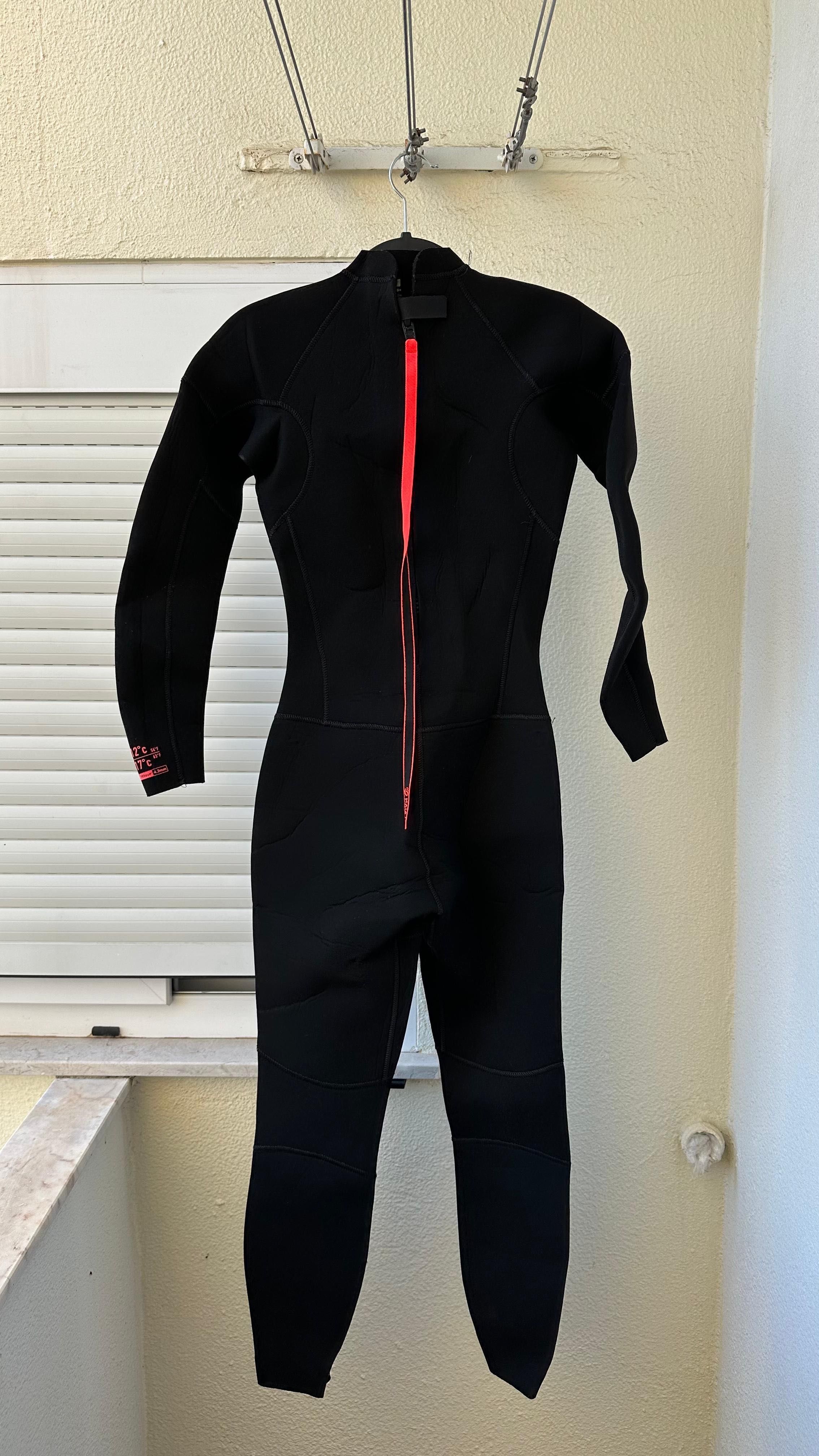 Fato Surf 100 Neoprene 4/3 mm Mulher Preto