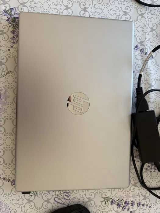 Computador HP 14 AMD Ryzen 16GB RAM 512GB