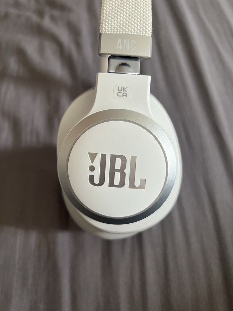 sluchawki jbl live 660nc