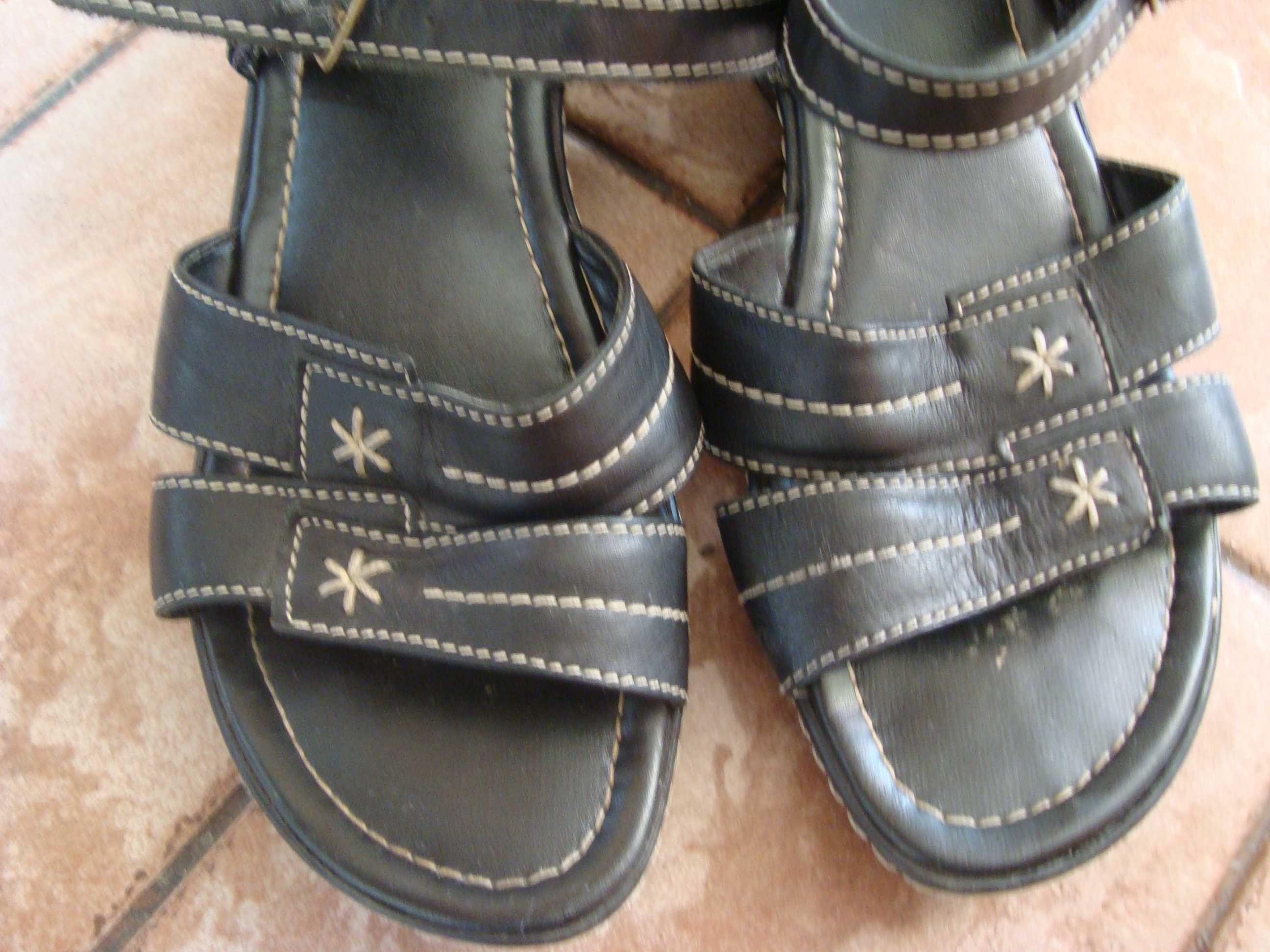 Skórzane sandały Lasocki 37