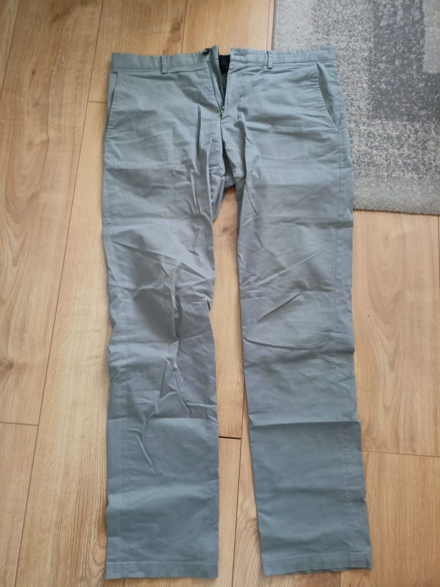 33. Hugo Boss szare spodnie męskie r. 34 XL