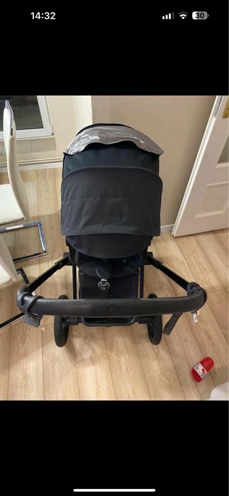 Spacerowka Cybex Priam black