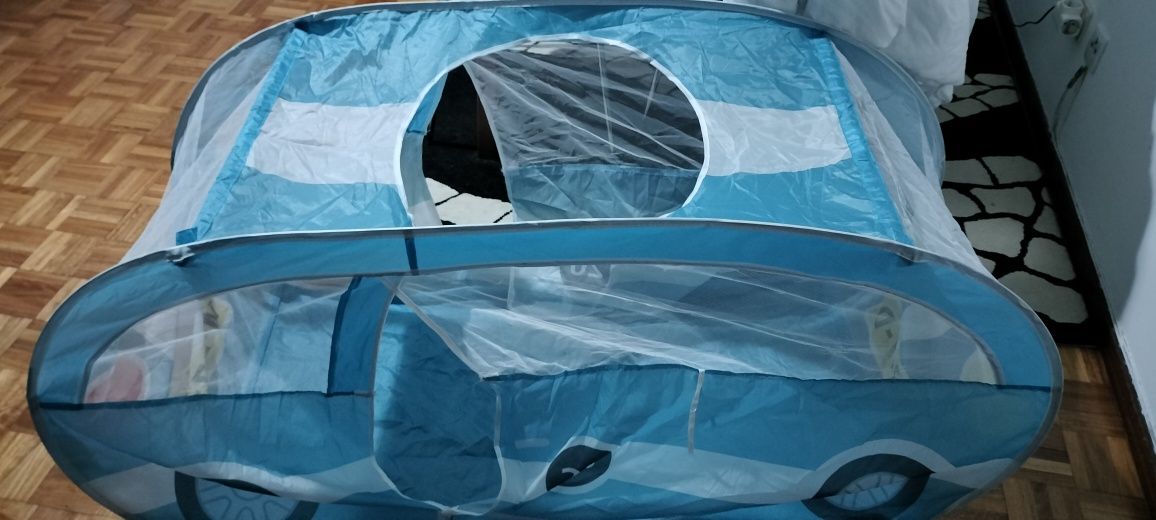 Tenda para brincar de criança