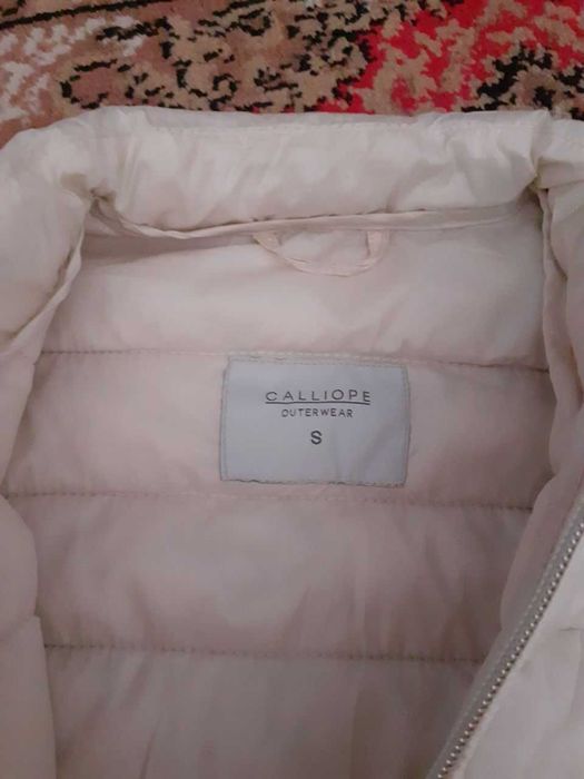 Осіння жіноча куртка