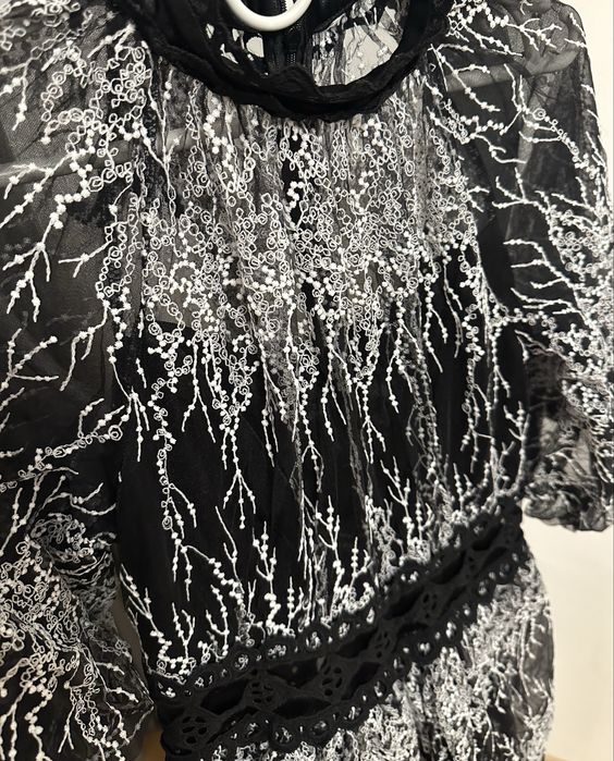 Сукня святкова вечірня Behcetti Italia 44р Плаття з вишивкою платье