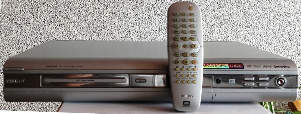 Nagrywarka Philips DVDR3355