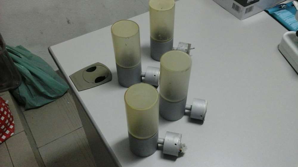 Apliques de luz em bom estado