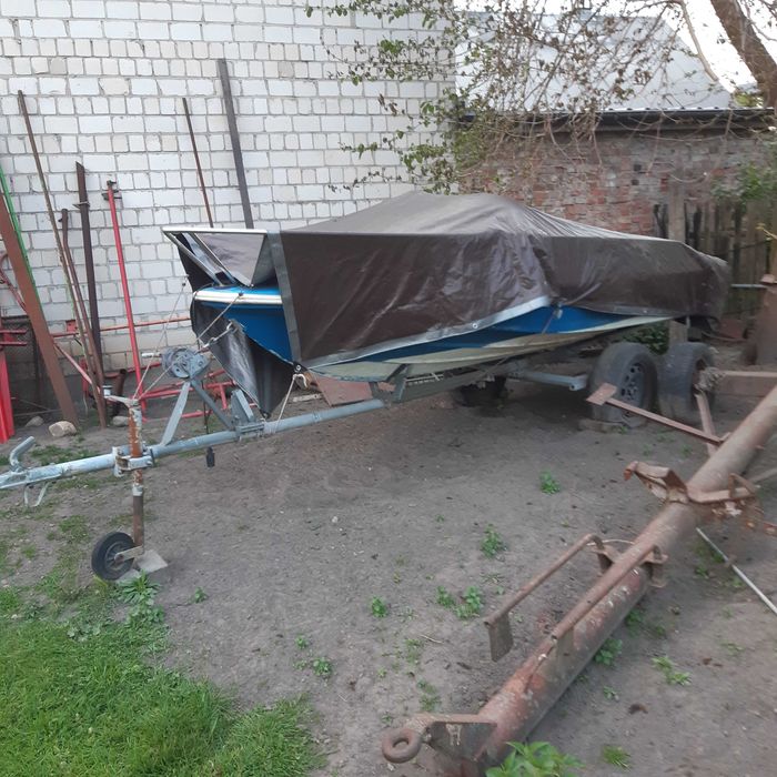 łódka motorówka lub możliwość zamiany za mniejszą i lżejsza