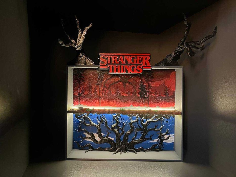 Підставка для фігурок з Stranger Things “Дивні Дива” з LED-підсвіткою
