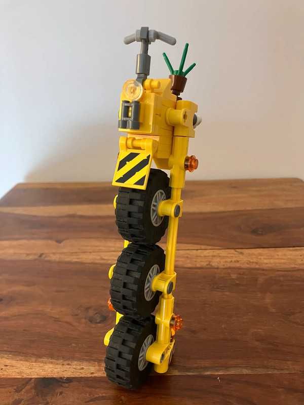 LEGO Movie 2 Emmet's Thricycle