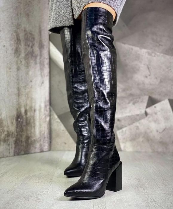 Продам жіночі ботфорти