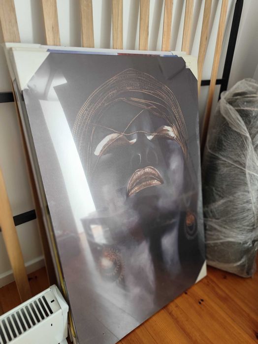 Quadros novos grandes e selados na caixa