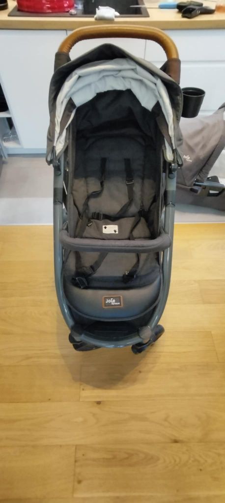 Wózek joie signature spacerówka +gondola+gratis leżaczek Fischer price