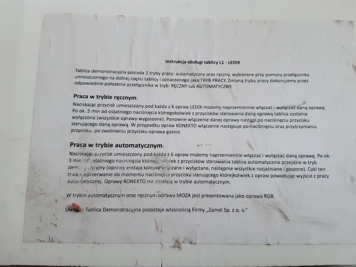 Tablica inteligentna powystawowa z ośmioma ledami