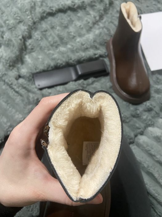 Зимові ботинки для дівчинки