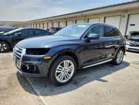 Audi Q5 Premium Plus 2018 )