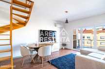 Apartamento T2+1 com varanda e elevador no Seixal