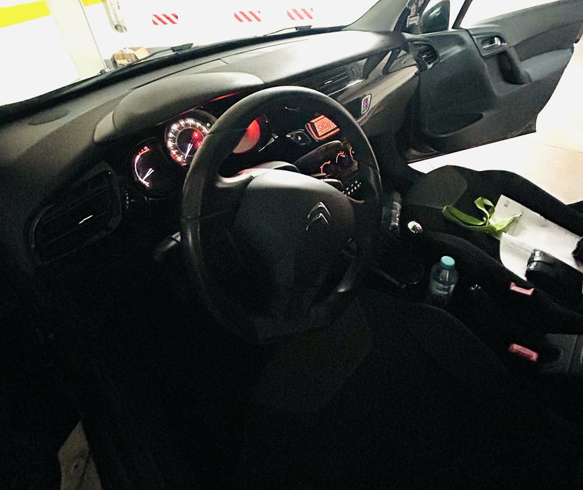 Citroen C3 gasóleo muito conservado.