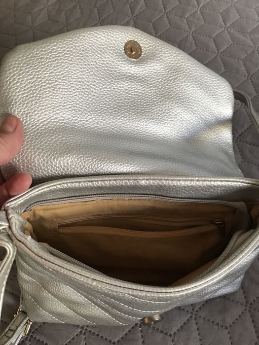 Сумочка жіноча через плече