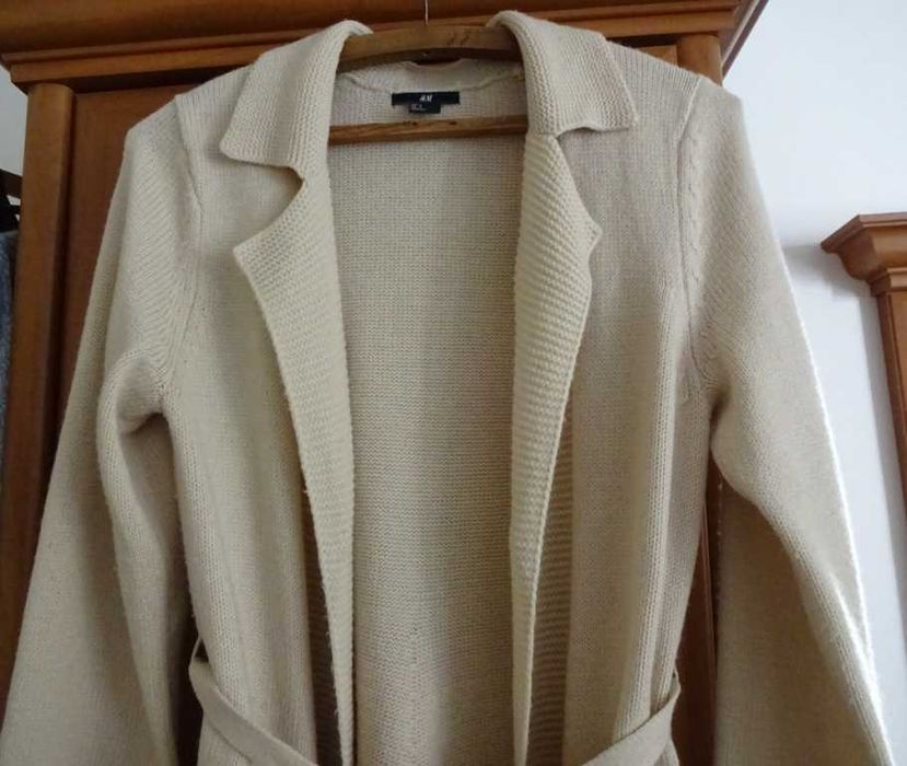 Kardigan Jasny Beżowy Długi, Ciepły, Kołnierz, Prosty Wzór, Praktyczny