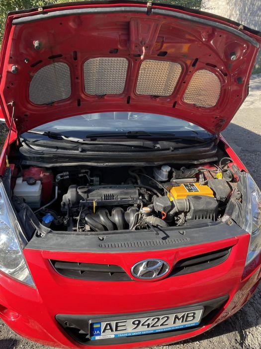 продам Хюндай і20 автомат