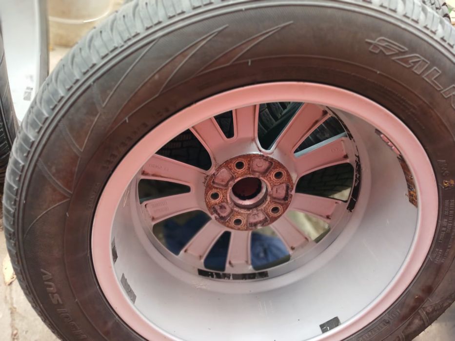 R18 255/55 Touareg