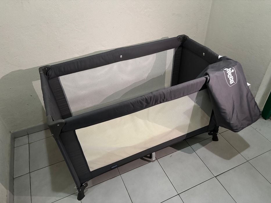 Cama Chicco - portátil - muito pouco usada