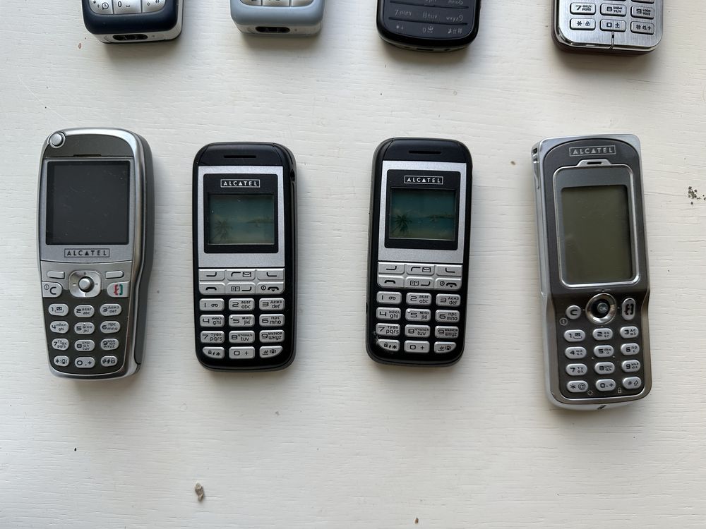 Iphone 5 и другие кнопочные мобильные телефоны