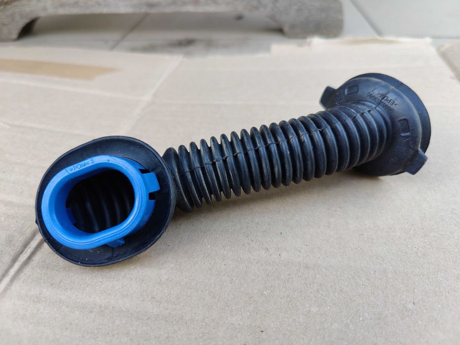 Гофра кришки багажника Peugeot 308 sw (t9)