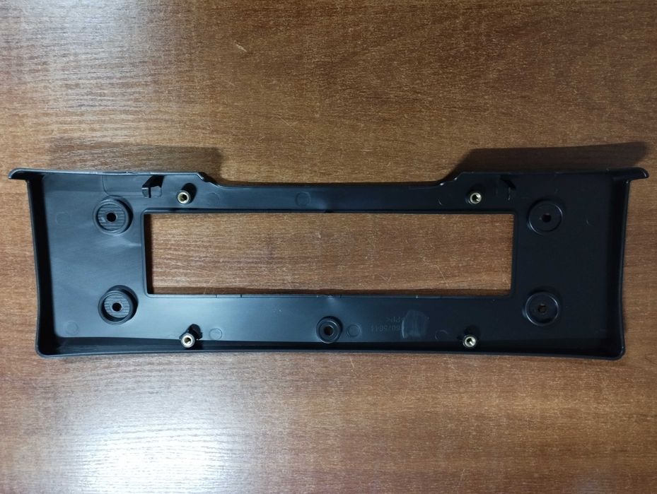 BMW G20 подіум кріплення номерного знаку M пак 51118075644 51118069366