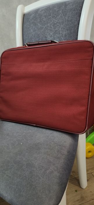 Продам сумку для ноутбука