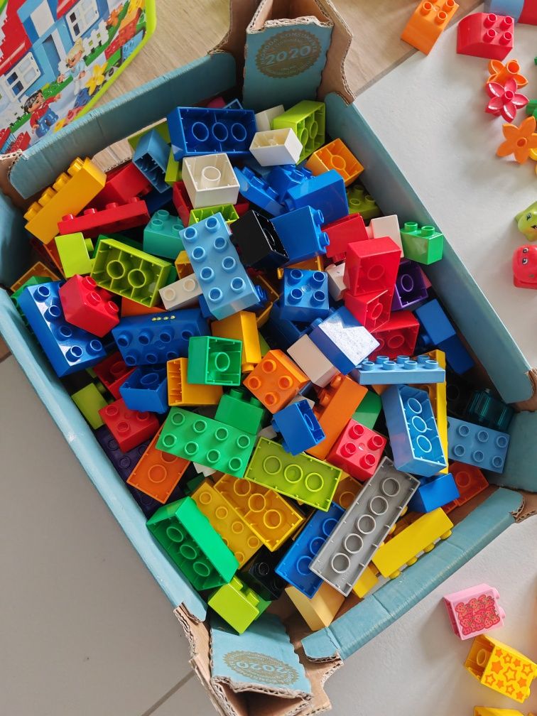 Wielki zestaw Lego duplo ludziki zwierzątka tor