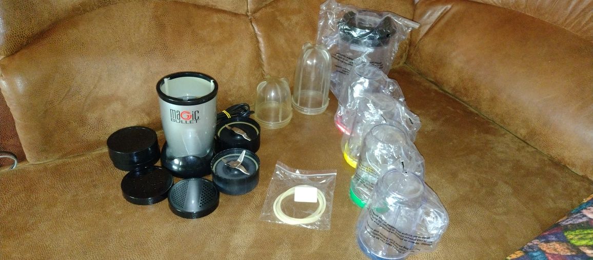 Продам мини комбайн MAGIC BULLET