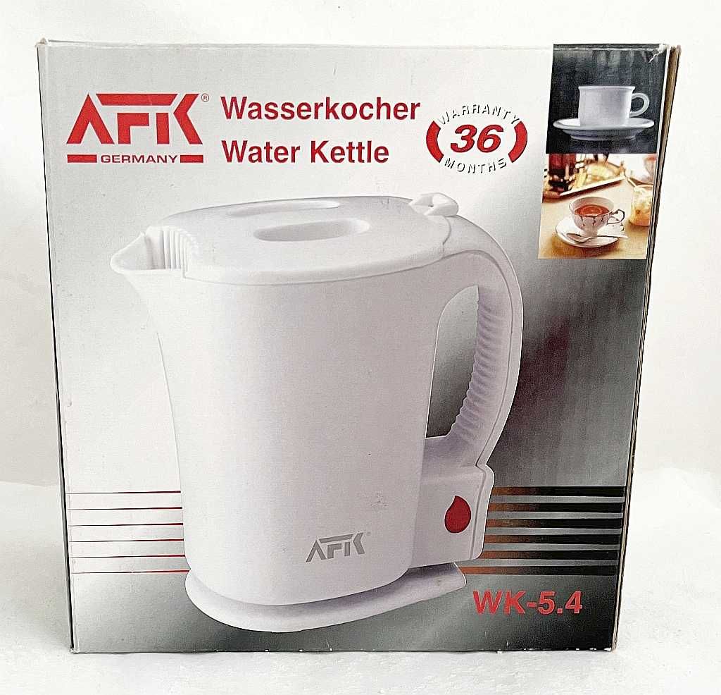 Czajnik elektryczny biały marki AFK Germany pojemność 1 litra.