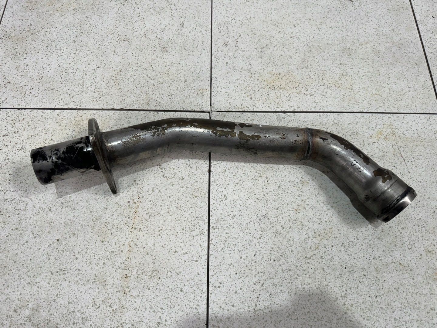 RURA EGR WYDECHU KATALIZATORA MERCEDES ACTROS MP 4 E6 A4711407208