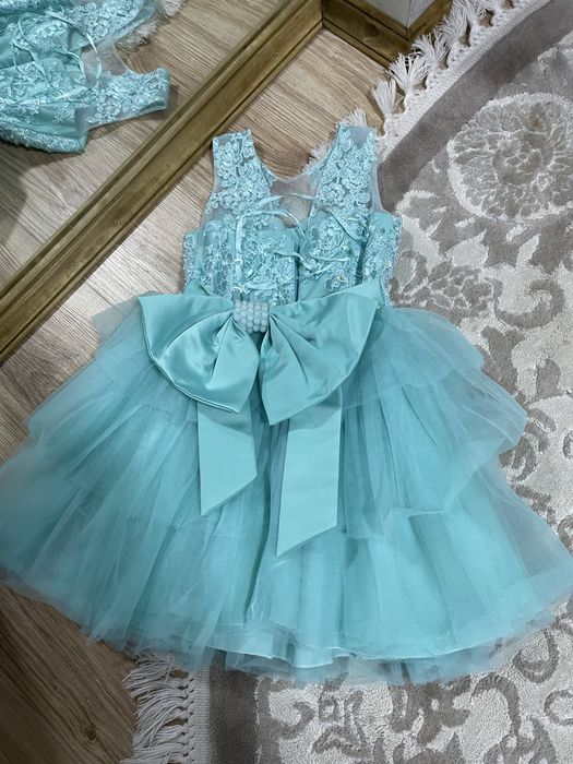 Сукні на свята дитячі