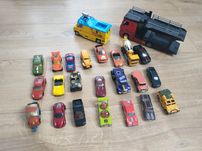 Autka hotwheels i matchbox