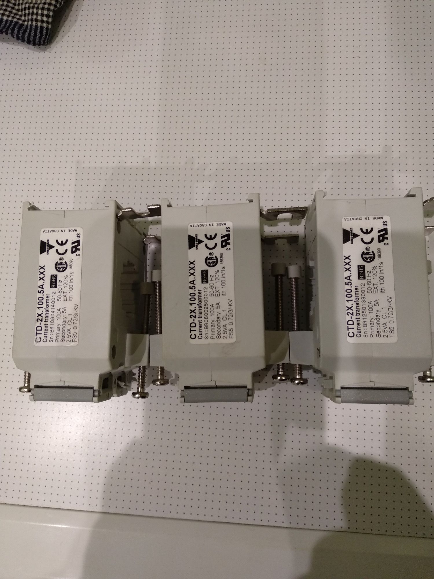 Трансформатор тока CARLO GAVAZZI  CTD-2X.100.5A.XXX