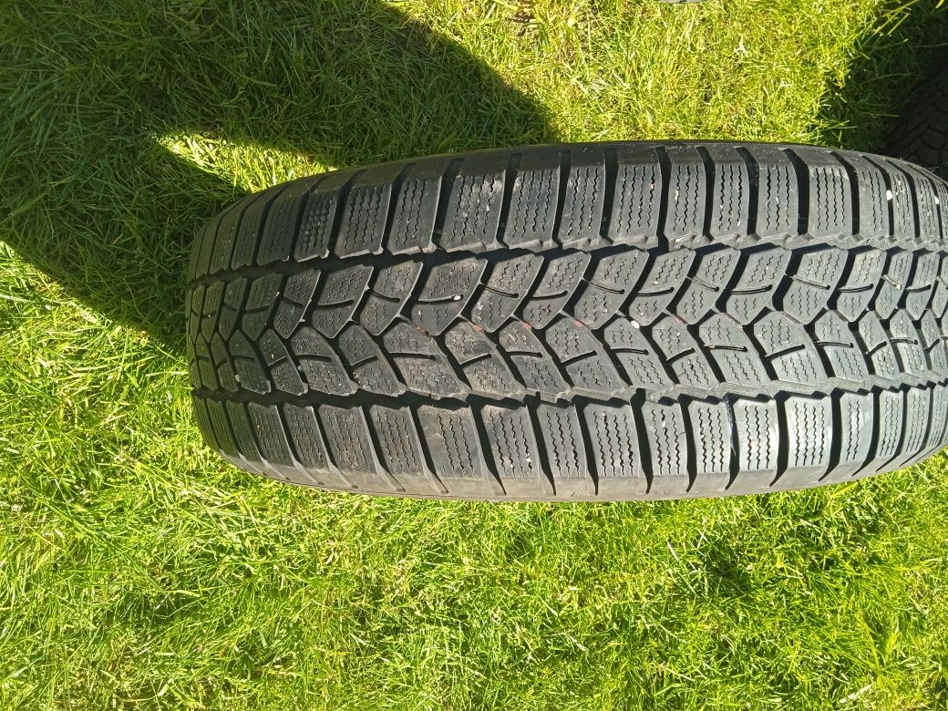 Opony zimowe 205/60 R16