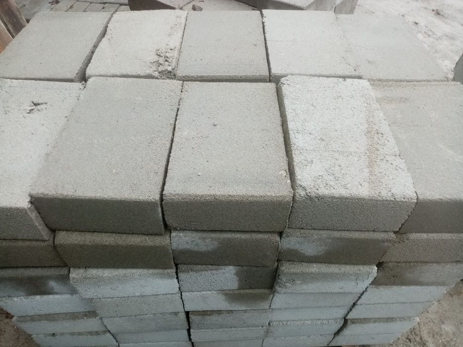 BLOCZEK BLOCZKI betonowe fundamentowe II gatunek  OKAZJA